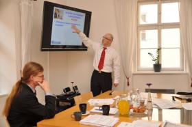 UCP 600 - Jednotné zvyklosti a pravidla pro dokumentární akreditivy, revize 2007 a ISBP 681 v praxi UCP 600 - Jednotné zvyklosti a pravidla pro dokumentární akreditivy, revize 2007 a ISBP 681 v praxi